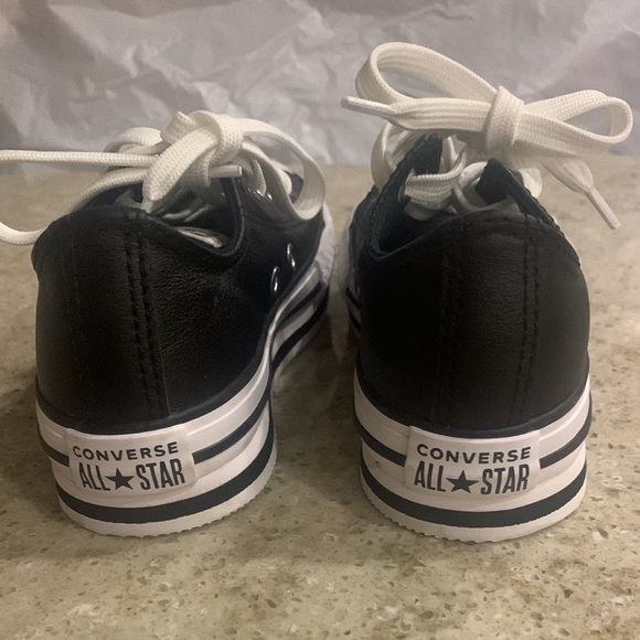 NWOT CONVERSE KIDS CHUCK TAYLOR ALL STAR 4CM LEATHER PLATFORM SNEAKERS SIZE 12 - Picture 6 of 8